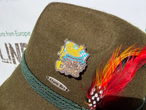 2026 Oktoberfest Bavarian Lion Crest Limited-Edition Enamel Hat Pin