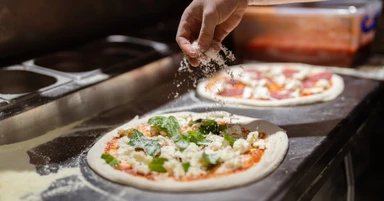 Tips To Increase Pizza Output During Peak Hours