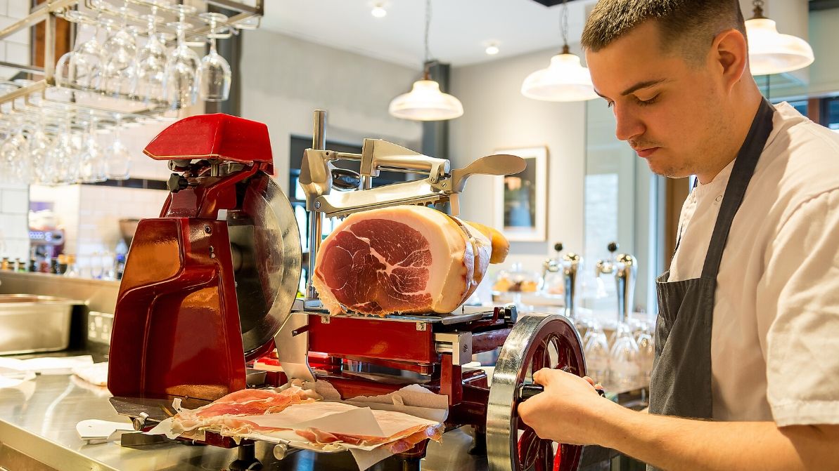 How to Choose the Best Commercial Meat Slicer - Pro Restaurant Equipment