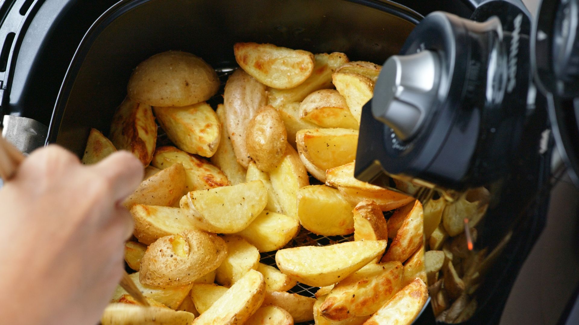 Why Air Fryers Are Terrible for Restaurants Pro Restaurant Equipment