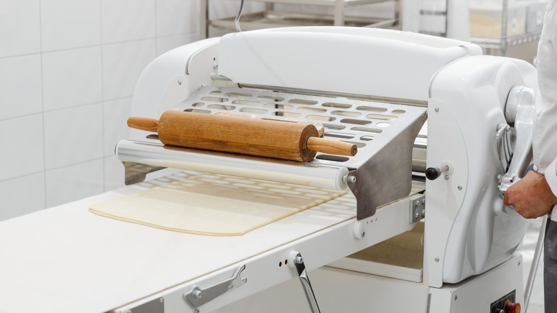 The Differences Between a Dough Sheeter and a Dough Roller - Pro