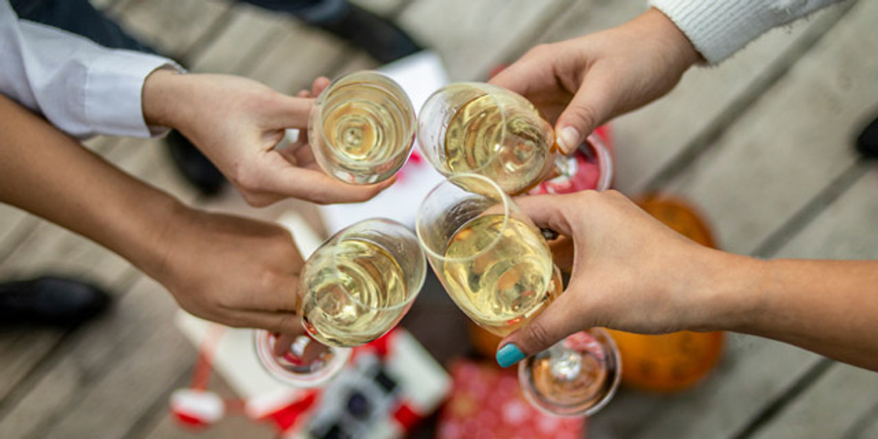 Expert Tips for a Holiday Office Party Expert Tips for a Holiday Office Party