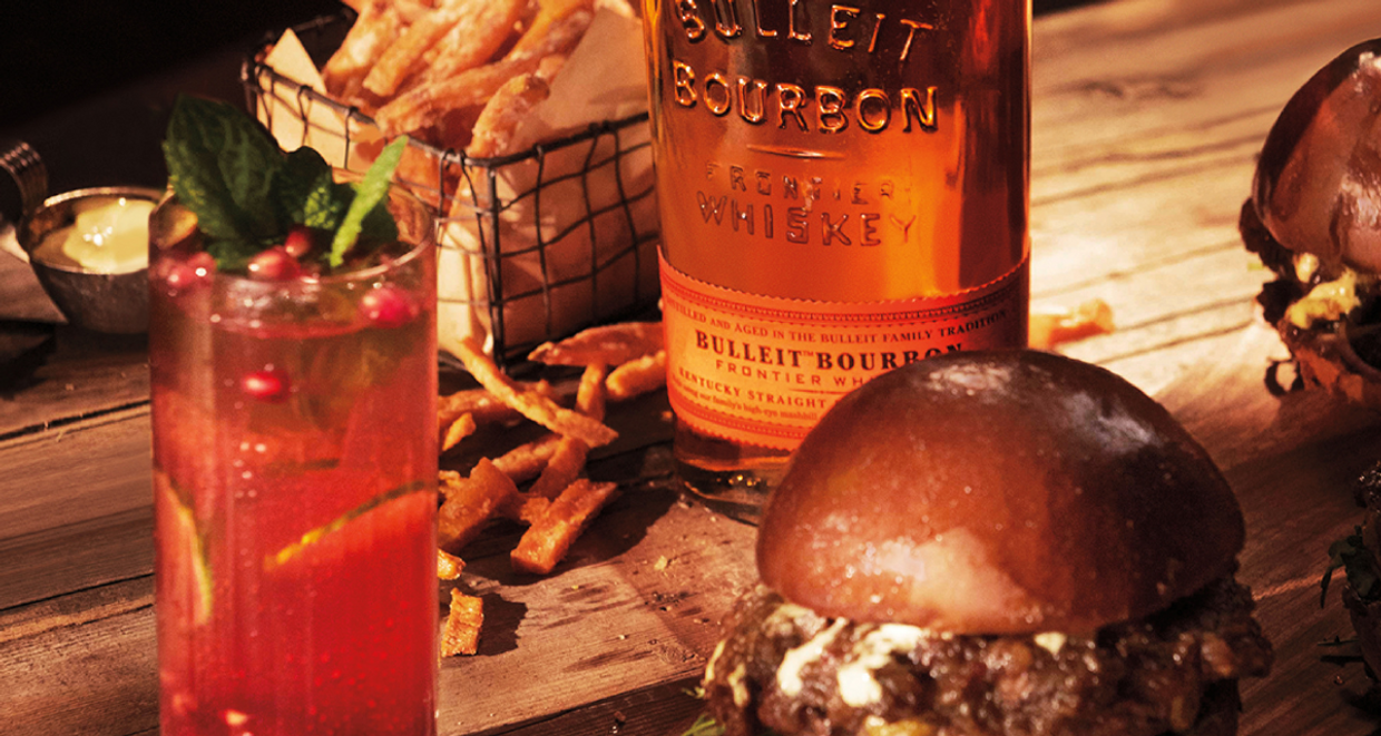 A Grill Master’s Guide: Best 9 Cocktails to Pair with BBQ  A Grill Master’s Guide: Best 9 Cocktails to Pair with BBQ