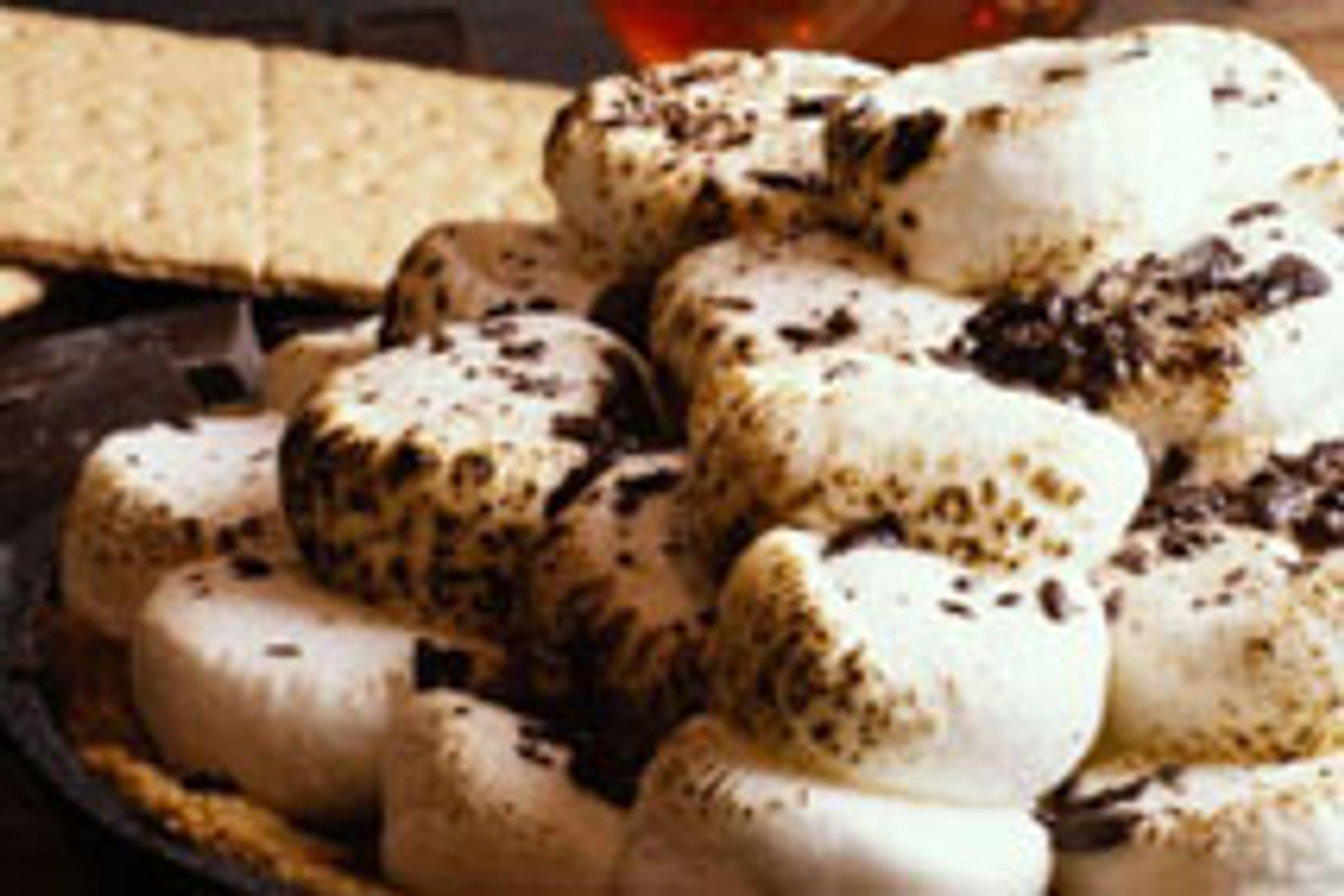 Bourbon S’mores Pie Bourbon S’mores Pie