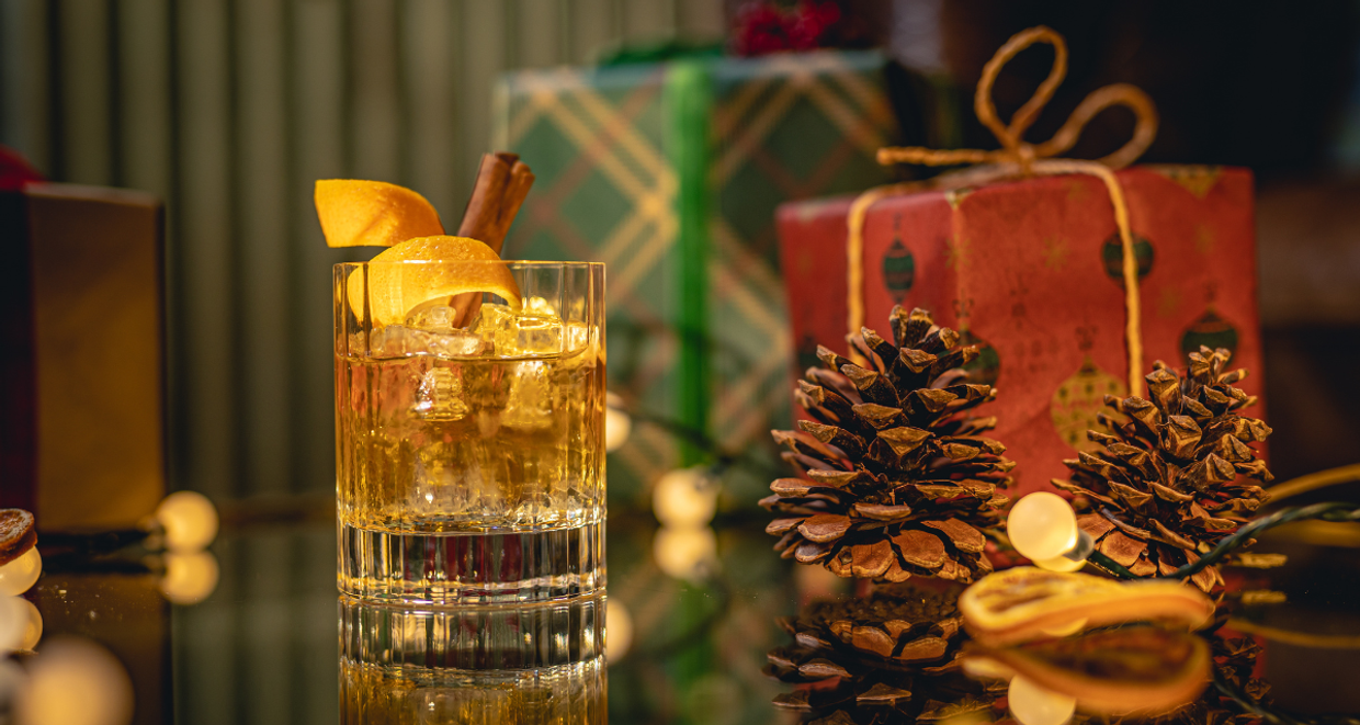 Classic Christmas Cocktails Every Host Should Know