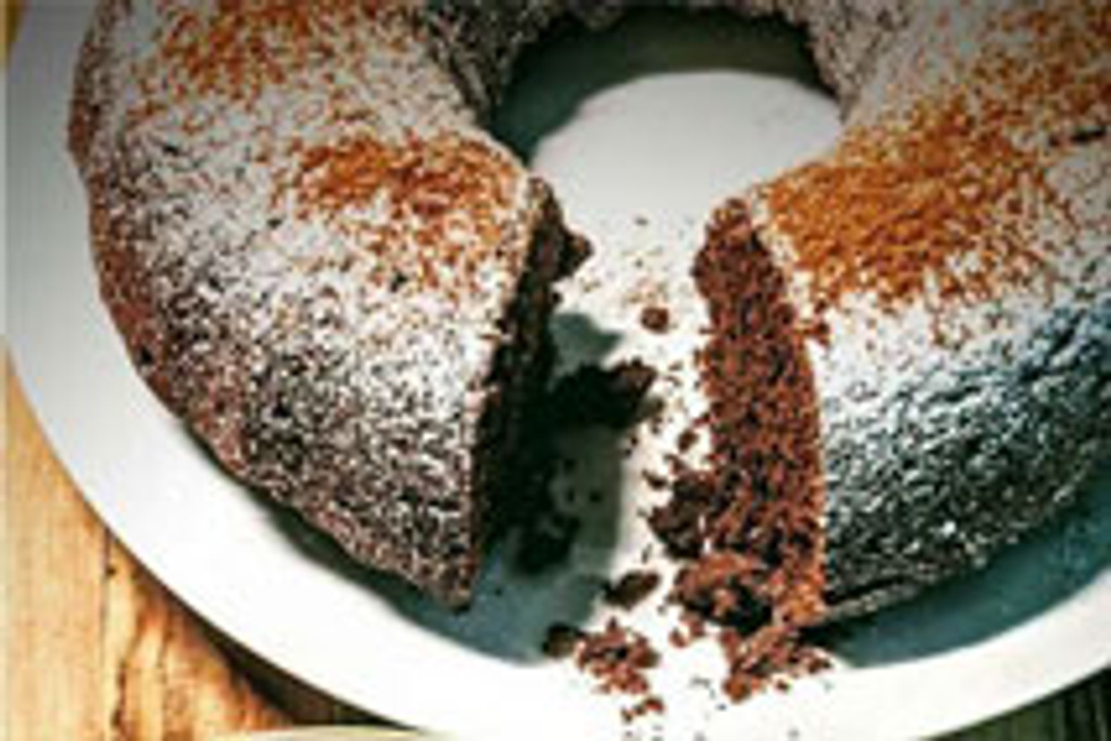 Dan’s Dark Chocolate Zinfandel Bundt Cake Dan’s Dark Chocolate Zinfandel Bundt Cake