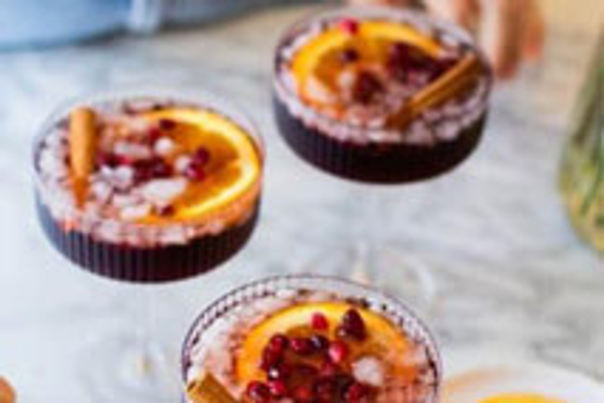 Sunny Cranberry Pinot Punch Sunny Cranberry Pinot Punch