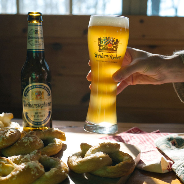 Weihenstephaner Hefe Weissbier - 16.9 Oz - 16.9Z - Glass