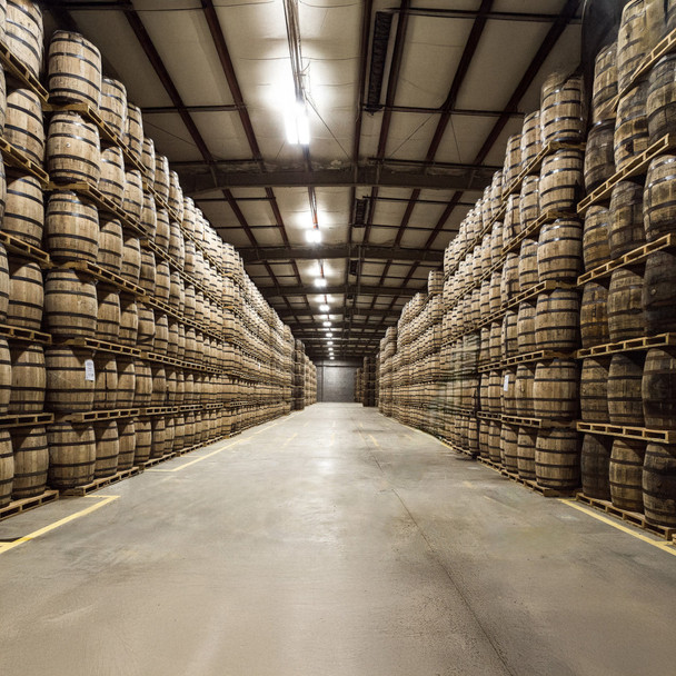 Very Old Barton Bourbon Whiskey by Sazerac - 750 mL - 750ML - Glass