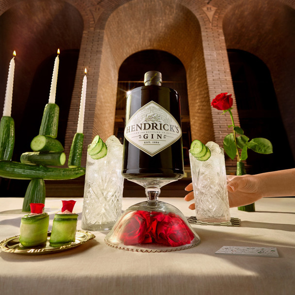 Hendrick's Gin - 750 mL - 750ML - Glass