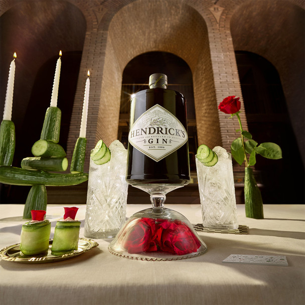 Hendrick's Gin - 750 mL - 750ML - Glass