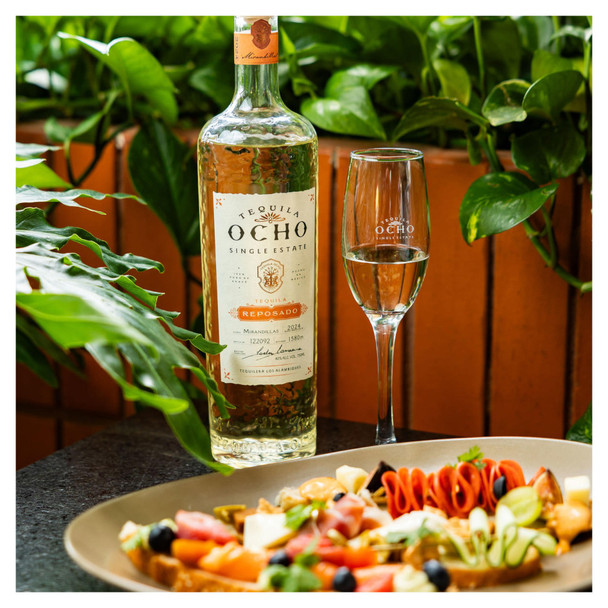 Tequila Ocho Reposado - 750 mL - 750ML - Glass