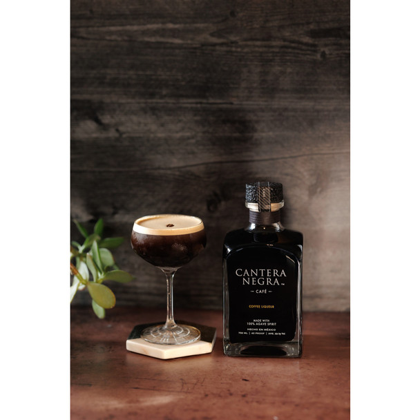 Cantera Negra Cafe - 750ML - Glass