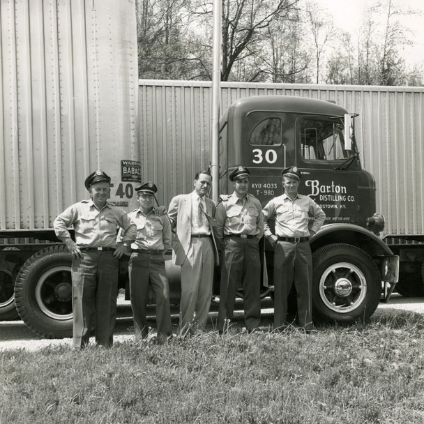 Very Old Barton Bourbon Whiskey 80 by Sazerac - 1.75 L - 1.75L - Glass