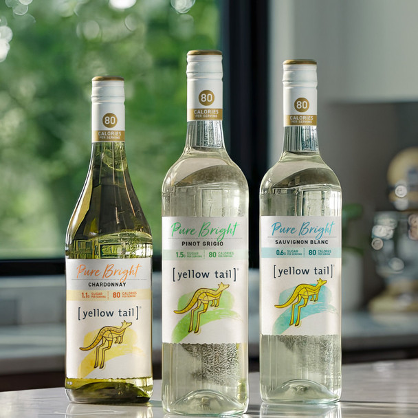 Yellow Tail Pure Bright Sauvignon Blanc - 1.5 L - 1.5L - Glass