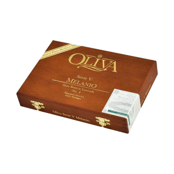 Oliva Serie V Melanio No. 4 - Box - Box