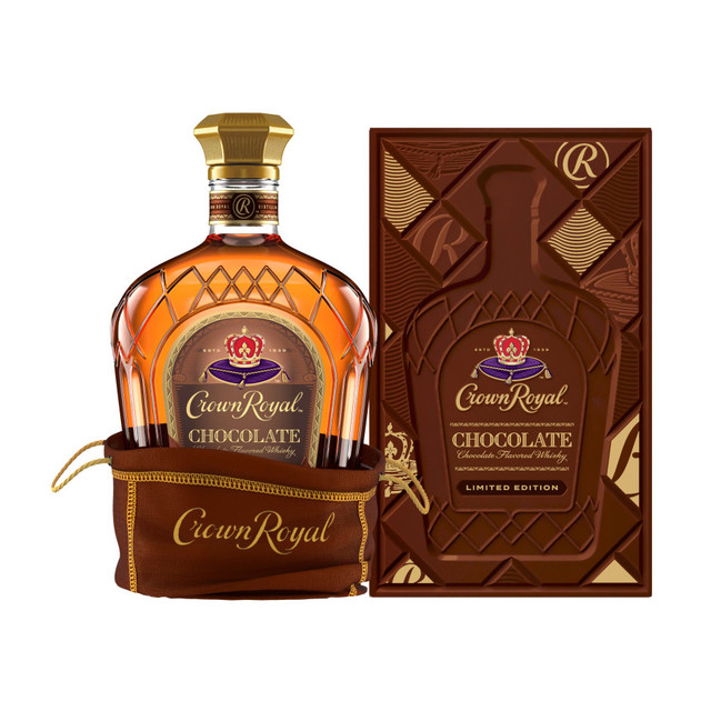 Crown  クラウンローヤル ウィスキーBlack Berry味 クラウンロイヤル ブラックベリー。 : r/whiskey