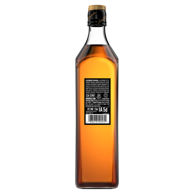 Johnnie Walker Black Label with Four 50mls Green Label, Gold Label