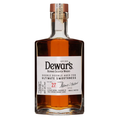 Dewar's        JOHNNIE  WAＬKER Johnnie Walker vs. Dewar's Scotch Explained: The Differences