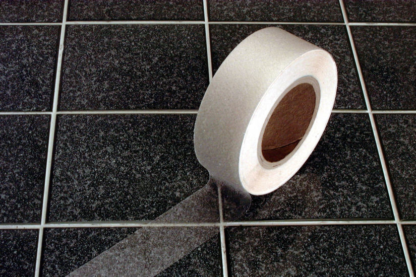 SafetyMark Aqua Safe Non-Abrasive Anti-Slip Tape – AQS