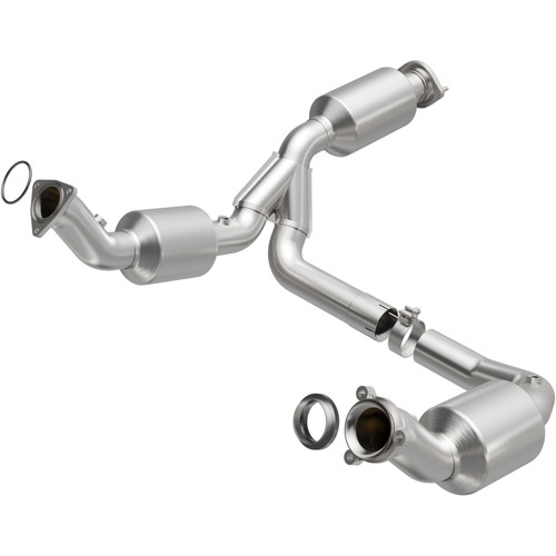 MagnaFlow 2021 Chevrolet Express 2500 4.3L Underbody Direct-Fit Catalytic Converter - 280429 Photo - Primary