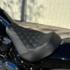 Hogworks Solo Seat for Wide Bobber Rear Fender | Harley® Fat Boy / Breakout '18-'25 (diamond / Black)