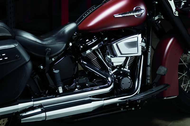 Kuryakyn #6457 - Precision Tranny Shroud Black