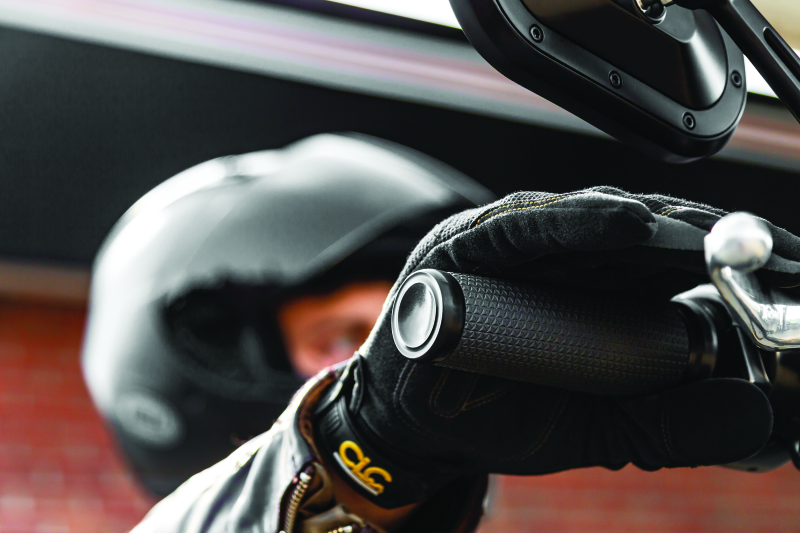 Kuryakyn #5943 - Thresher Grips Throttle-By-Wire Black