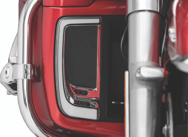 Kuryakyn #5065 - Solid Plates Tracer Rad Grills