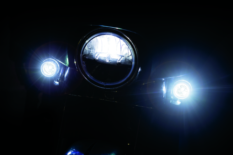 Kuryakyn #2865 - L.E.D. Bulb 1157 White/Amber