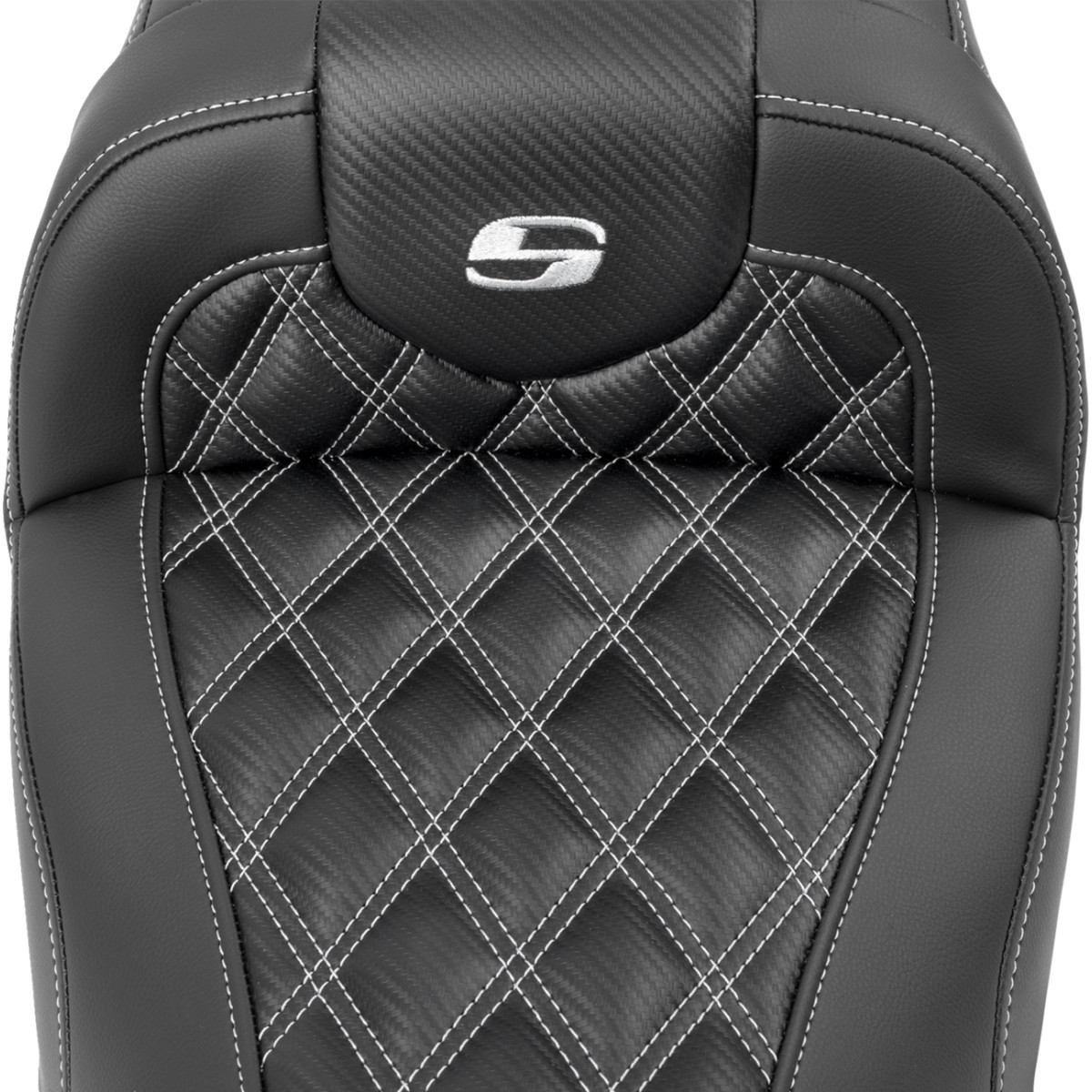Saddlemen #823-07-20605 - RoadSofa™ Carbon Fiber Seat - w/o Backrest - Lattice Stitch - Silver Stitch - FL/FX '23-'24