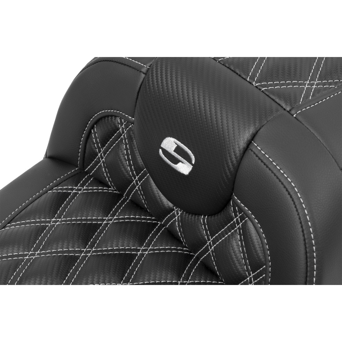 Saddlemen #823-07-20605 - RoadSofa™ Carbon Fiber Seat - w/o Backrest - Lattice Stitch - Silver Stitch - FL/FX '23-'24