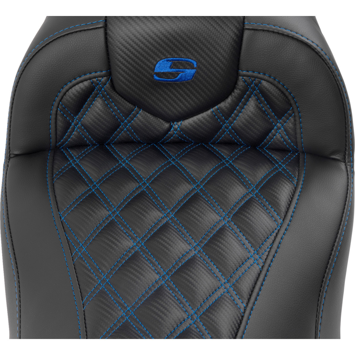 Saddlemen #823-07-206B1 - RoadSofa™ Seat - with Backrest - Carbon Fiber - Lattice Stitch - Blue Stitch - FLTR/FLHX '23-'24