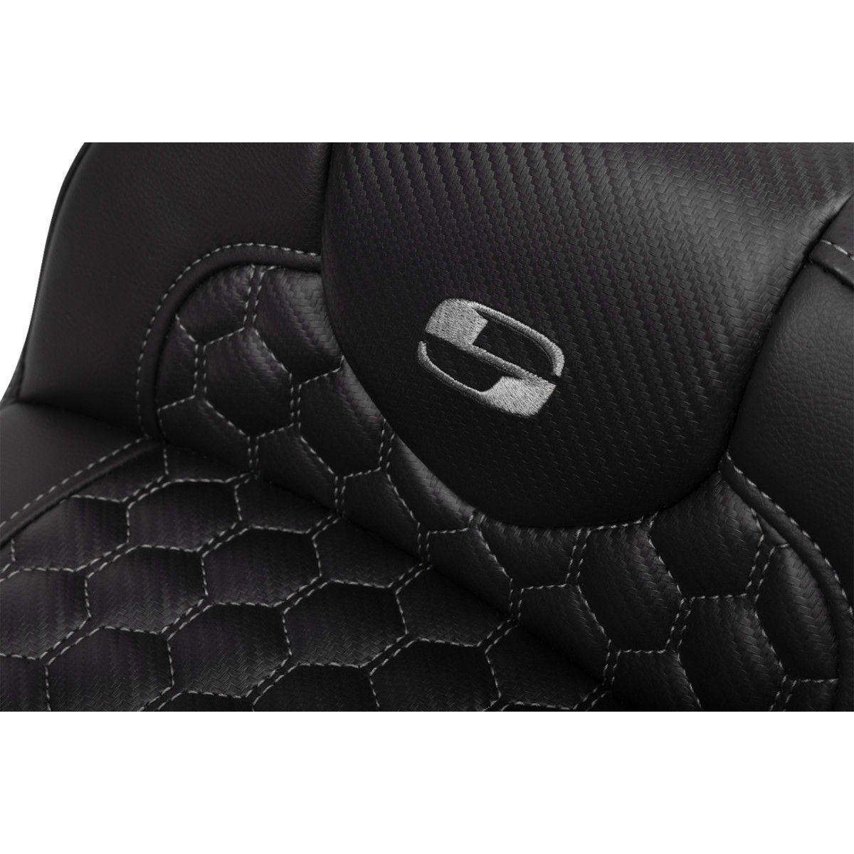 Saddlemen #823-07-190B2 - Roadsofa™ Extended Reach Seat - with Backrest - Honeycomb - Dark Gray Stitch - FLTR/FLHX '23-'24