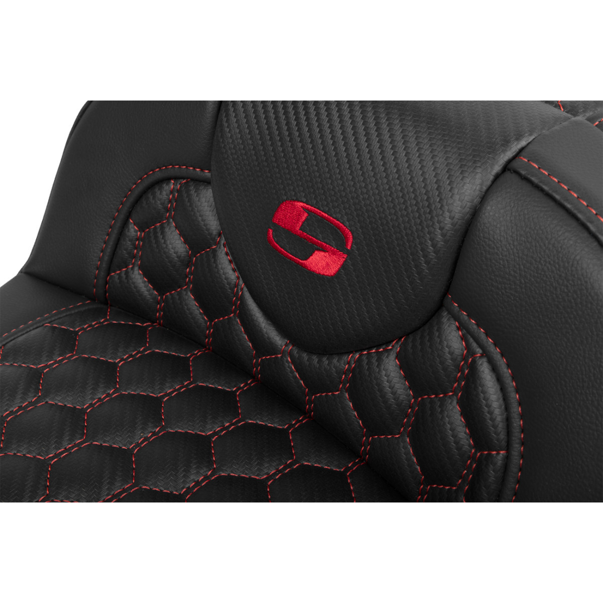 Saddlemen #823-07-190B4 - Roadsofa™ Extended Reach Seat - with Backrest - Honeycomb - Red Stitch - FLTR/FLHX '23-'24