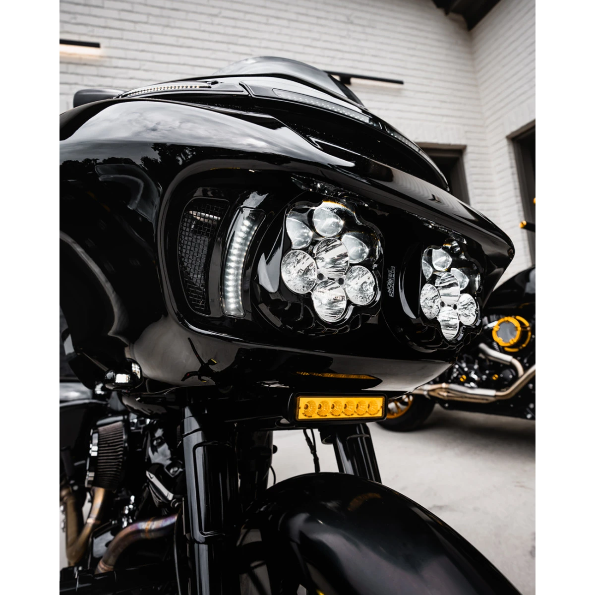 Custom Dynamics #SD2-RG-WW - Shark Demon® 2 Headlight - Road Glide