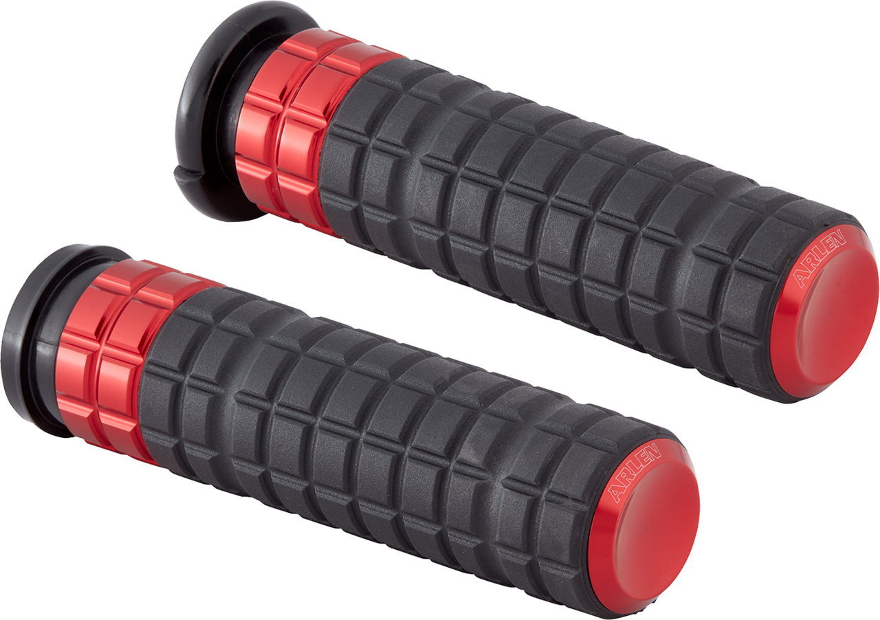Arlen Ness #500-021 SpeedLiner Grip - TBW - Red