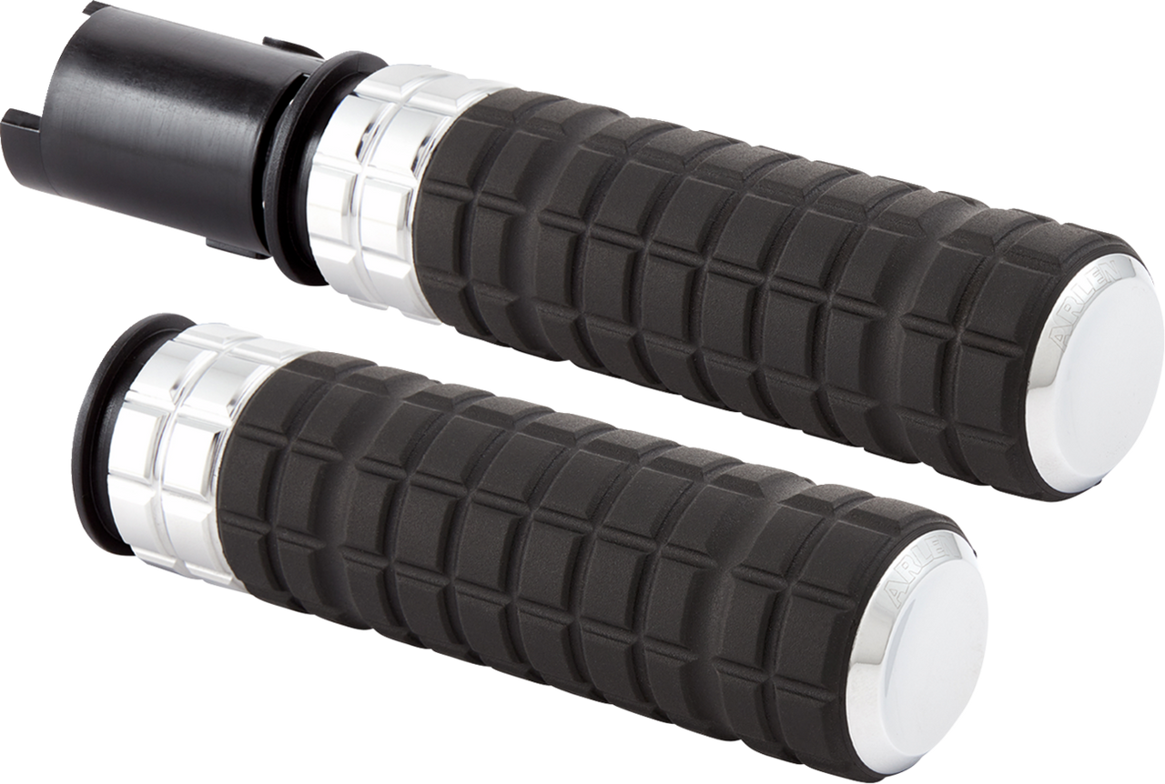 Arlen Ness #500-063 SpeedLiner Grips - TBW - Chrome