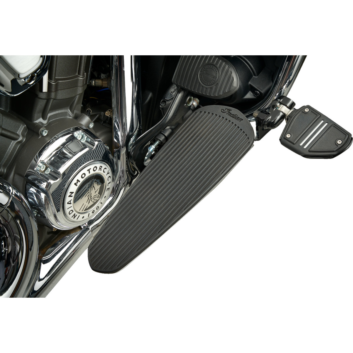 Ciro #66201 - Highway Peg Mounts - Driver - Black - Indian