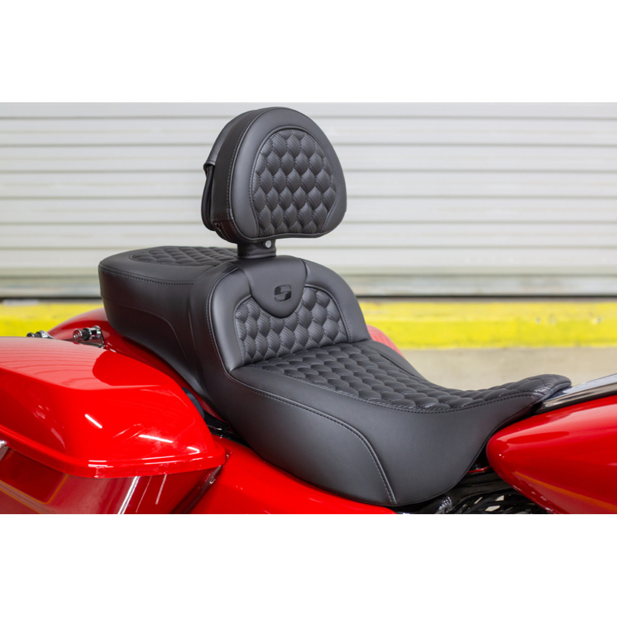 Saddlemen #808-07B-190BRHC - RoadSofa™ Seat - Honeycomb - with Backrest - Extended Reach - Heated - FL '08-'23