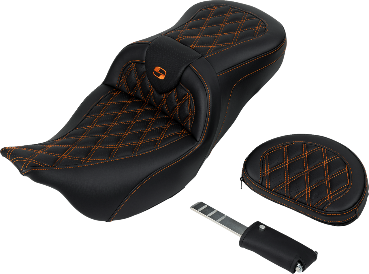Saddlemen Roadsofa Seat - with Backrest - Orange Stitch - FL '08-'23