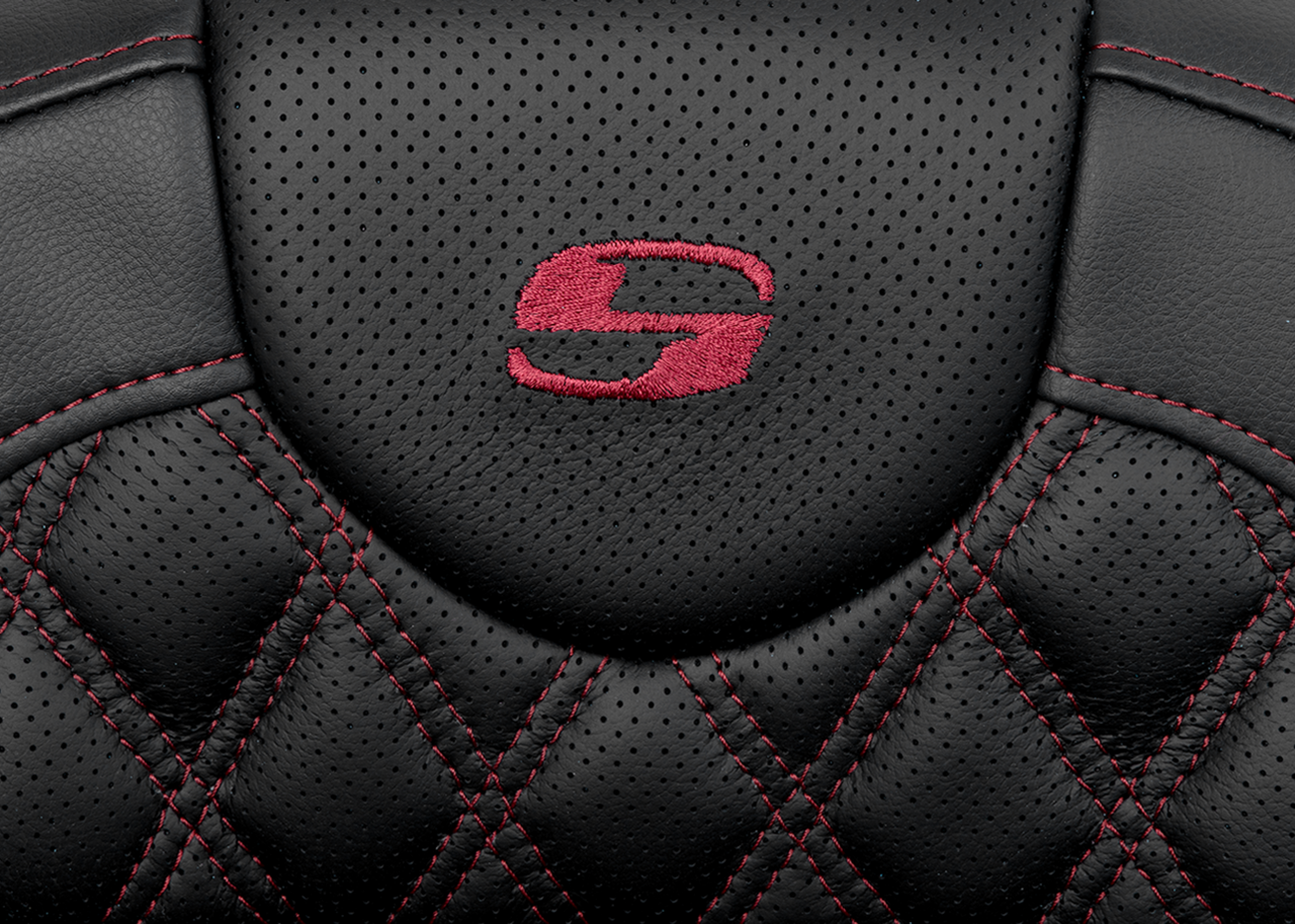 Saddlemen Roadsofa Extended Reach Seat - Lattice Stitch - Wine Berry Stitch - with Backrest - FL '08-'24