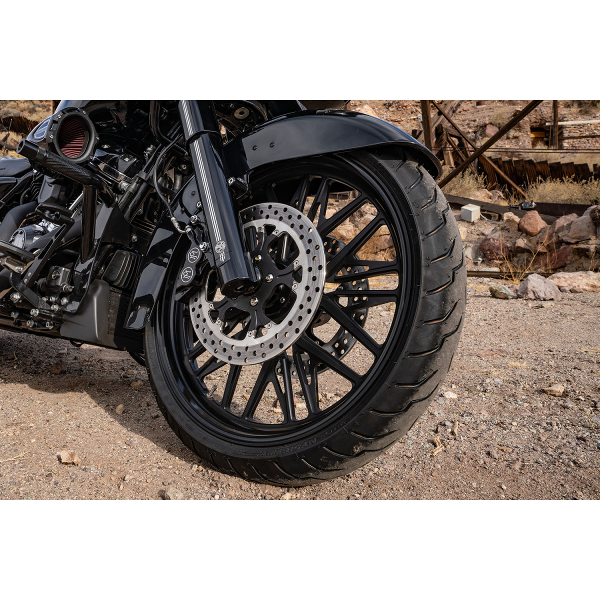 Performance Machine (PM) #1202-7106R-NVSAJAP-S - Wheel - Nivis - Front - Dual Disc/without ABS - Black Ops - 21x3.5