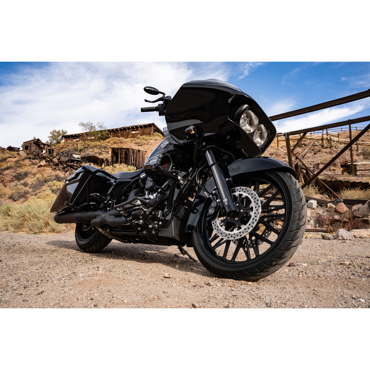Performance Machine (PM) #1204-7106R-NVSAJAP-S - Wheel - Nivis - Front - Dual Disc/with ABS - Black Ops - 21x3.5