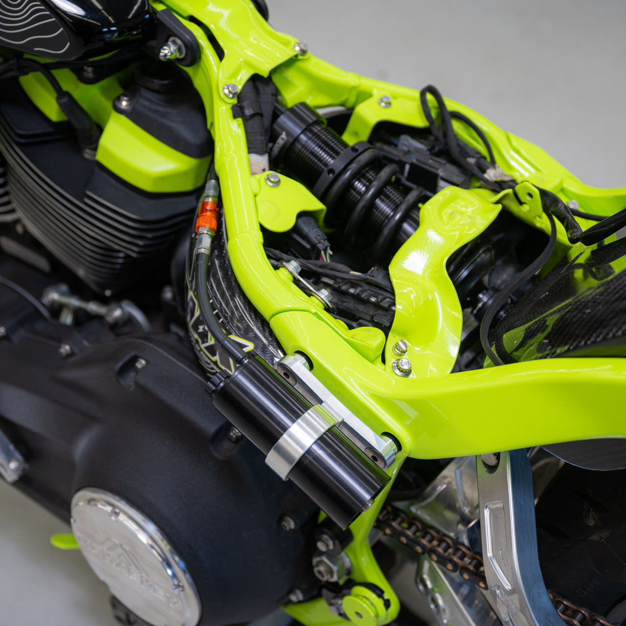 Harddrive M8 Softail Remote Resv. Shock 12.5"