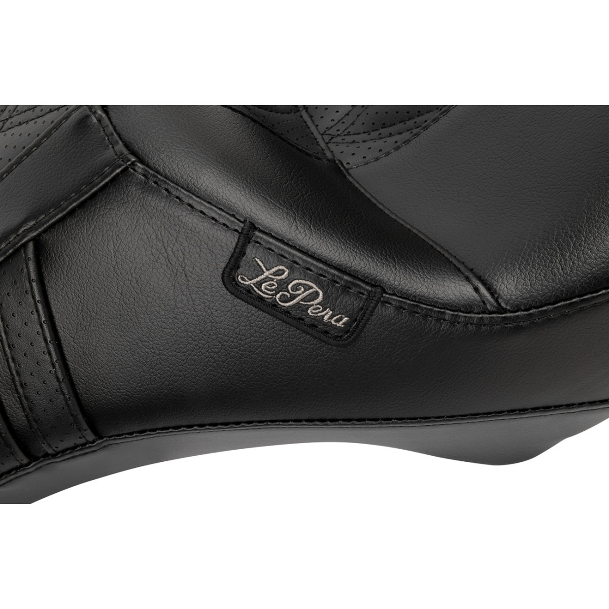 LE Pera #LV-987GT2 - Outcast Seat - Without Backrest - GT2 Inlay - FLH/FLT '23-'25