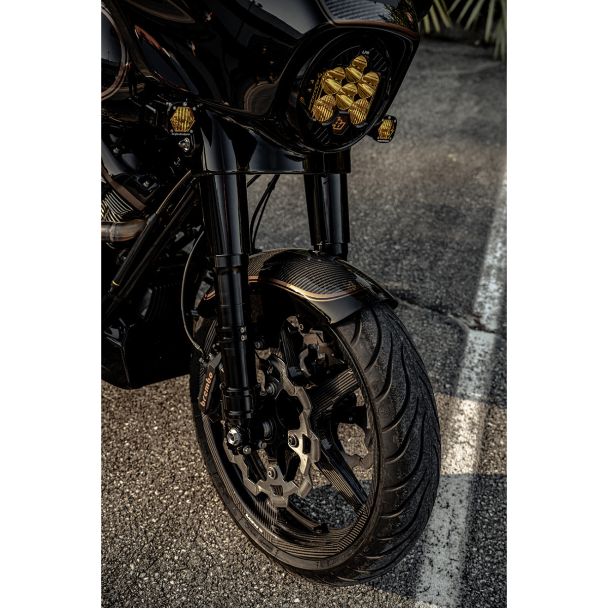 Slyfox #1027-FF1C-G - Front Fender - Mid Length - Carbon Fiber/Gloss