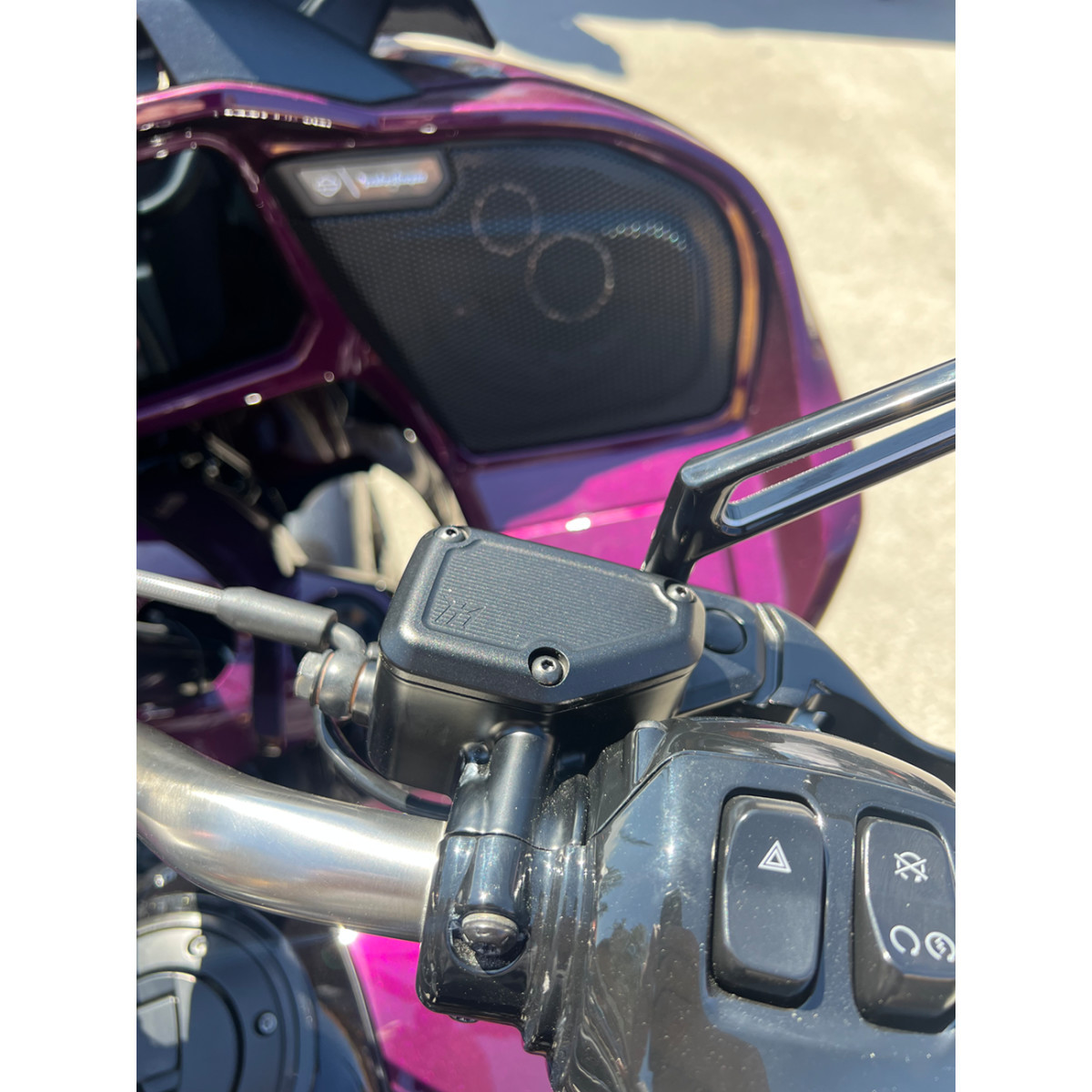 Kodlin USA #KUS25855 - Master Cylinder Cover - Black