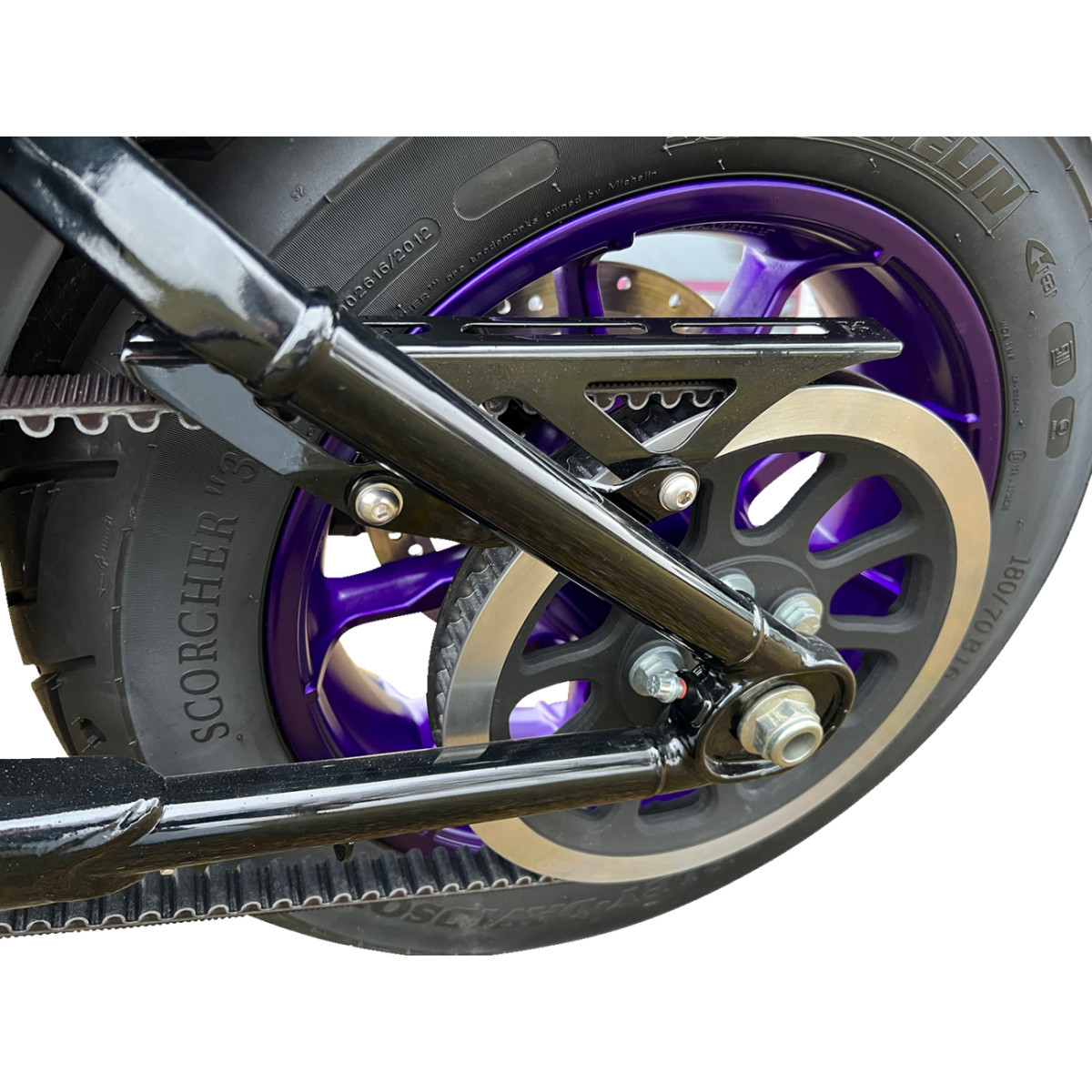 Kodlin USA #K47309 - Upper Belt Guard - Black - Softail