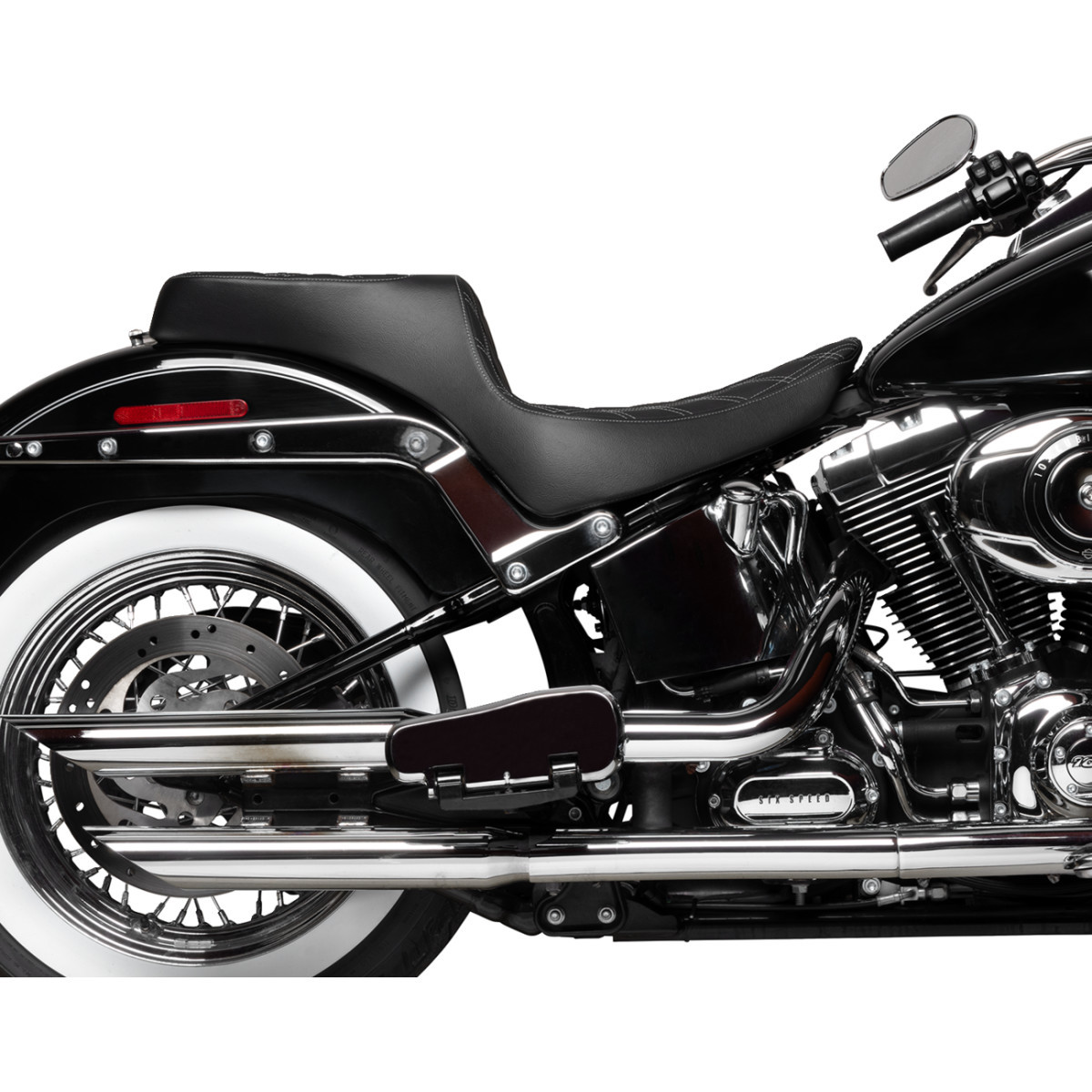 Drag Specialties Seats - Performance Predator 2-Up Seat - Vinyl - Double Diamond - Silver Thread - FL '00-'17